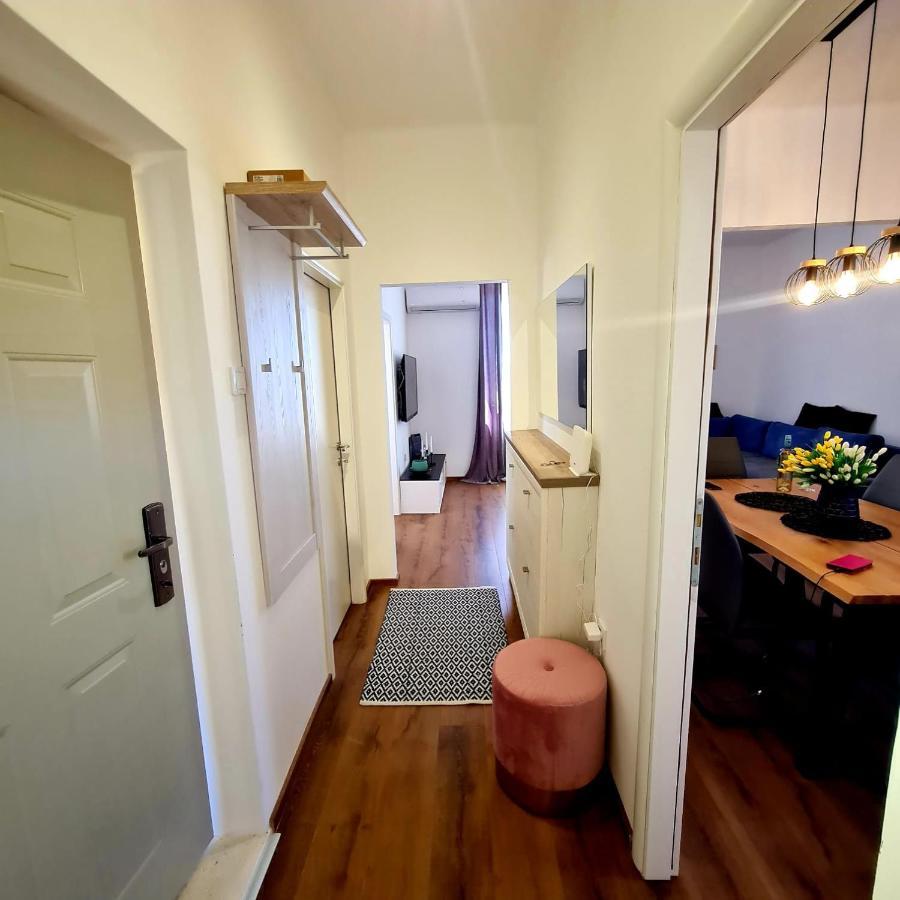 Apartament Little Ivan *